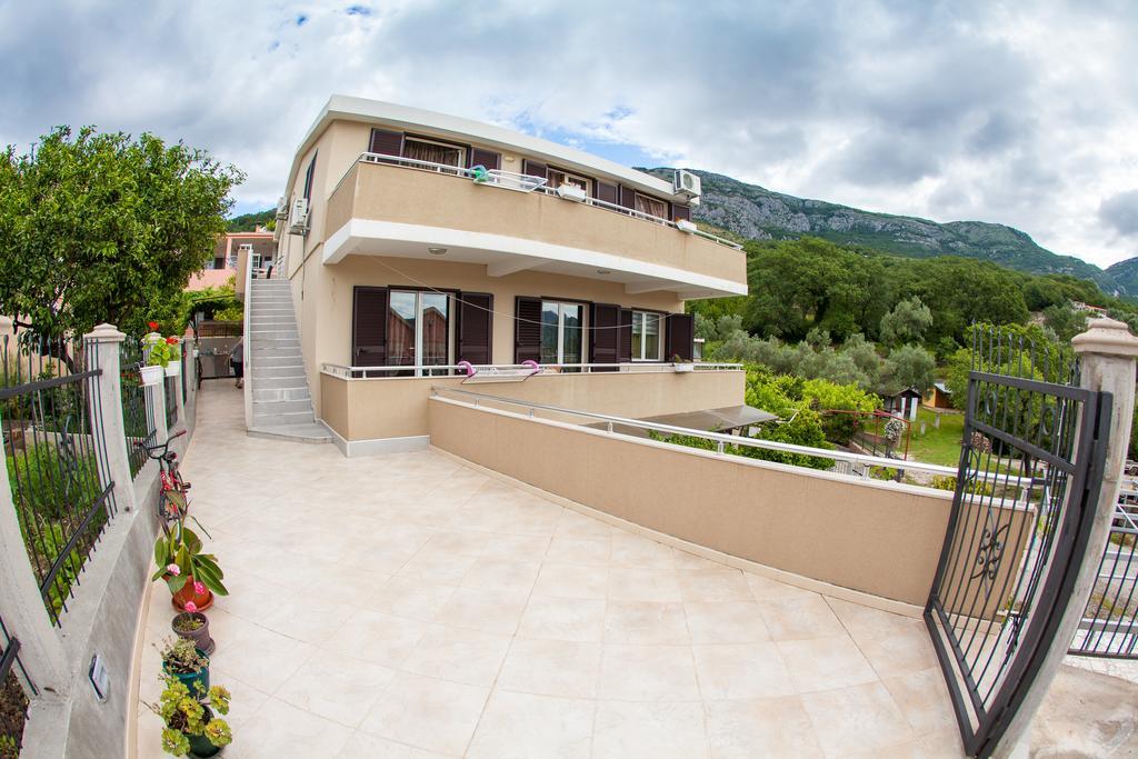 Apartments Vila Masha Petrovac Extérieur photo