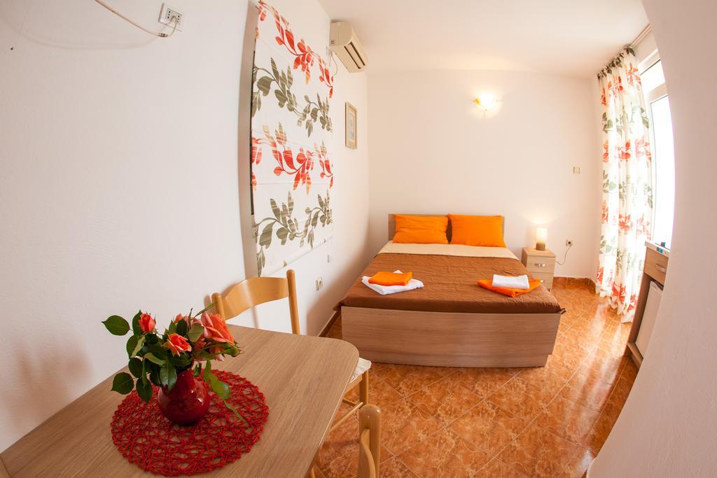 Apartments Vila Masha Petrovac Extérieur photo